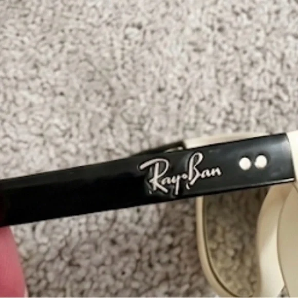 Ray-Ban Cats 1000 - White & Black Sunglasses - Picture 6 of 9
